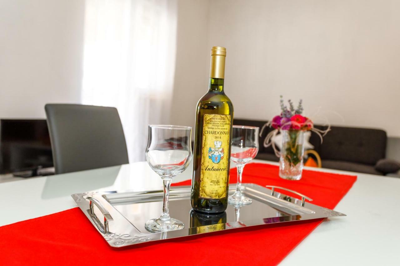 Apartman Dobrila Vrh  Ngoại thất bức ảnh