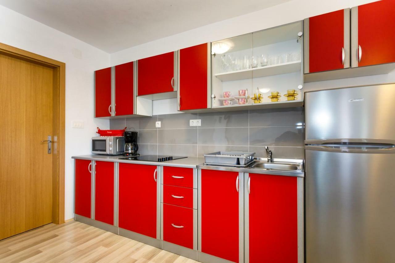 Apartman Dobrila Vrh  Ngoại thất bức ảnh